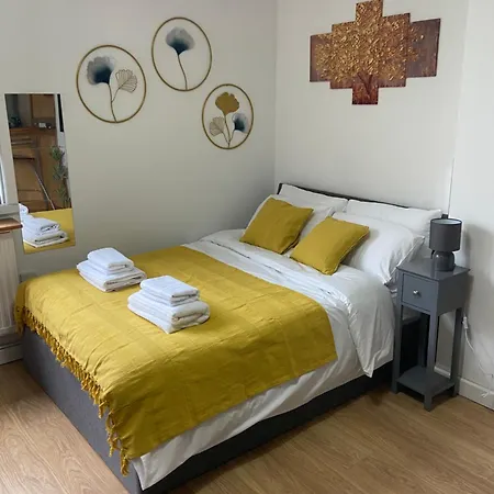 Flat In West Kensington Apartment London