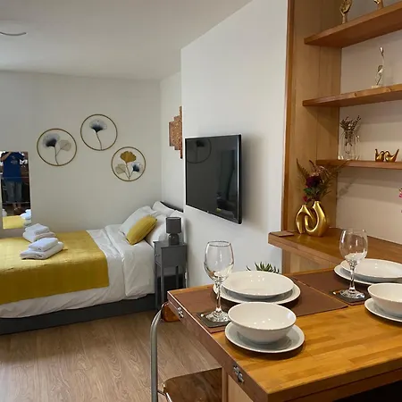 Flat In West Kensington London
