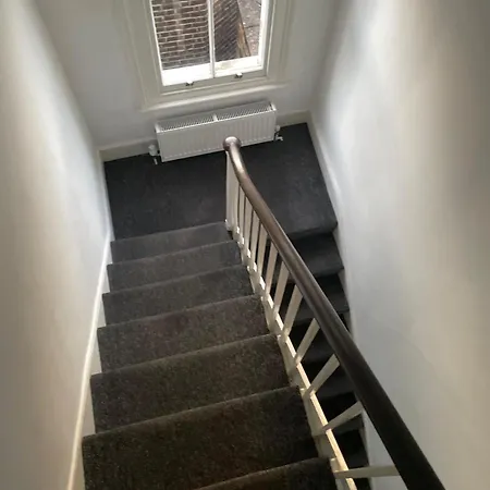 Caledonian Spacious London