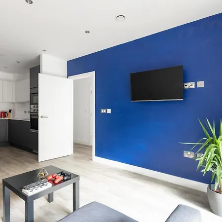 Apartment 2 Mins Walk From Ucl Campus And Stadium London