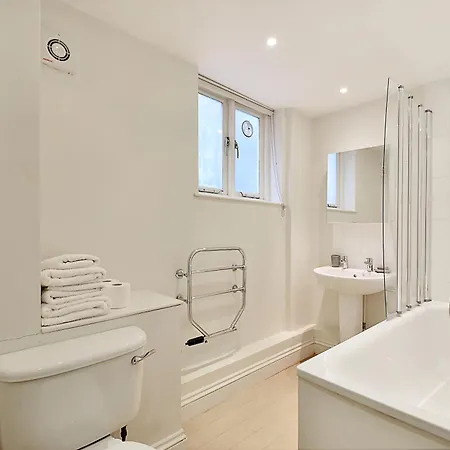 Marylebone Serviced By Globe Apartment