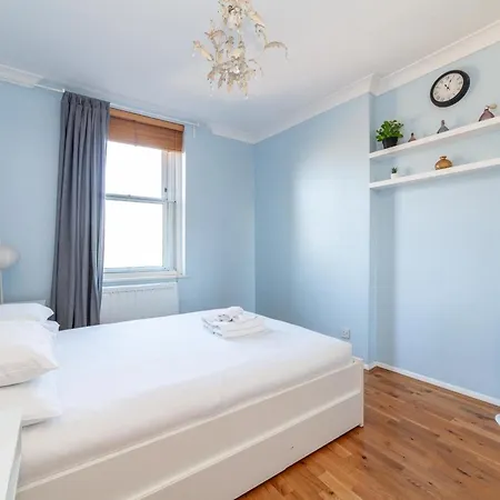 Bright And Cosy In South Apartment *
