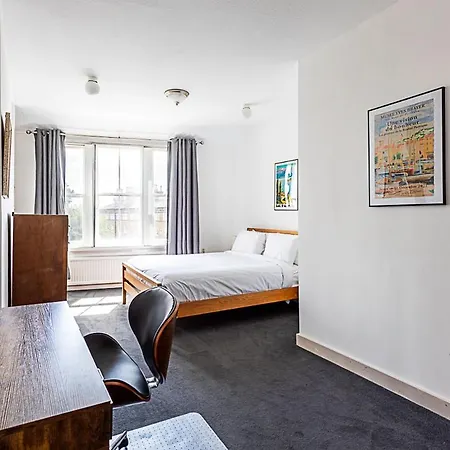 Apartment Contemporary Open Plan Penthouse *
