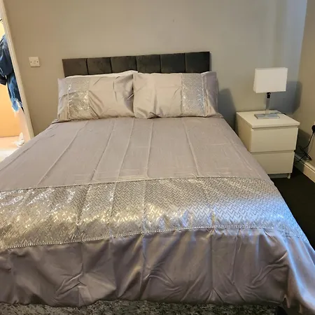 Disability Friendly House Apartment *