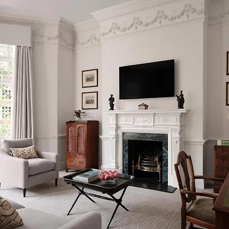 Hotel The Chelsea Townhouse By Iconic Luxury 5*