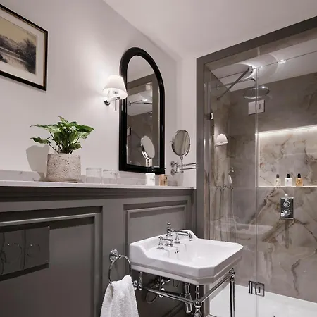 Hotel The Chelsea Townhouse By Iconic Luxury Londres