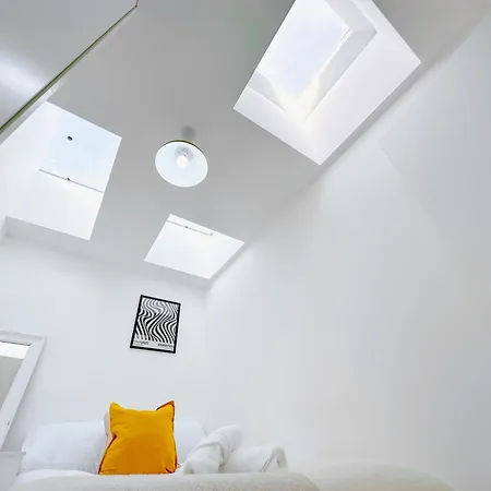 Stylish Large 3-bed Apartment, Quick Access To Sights, Free Parking Appartamento Londra