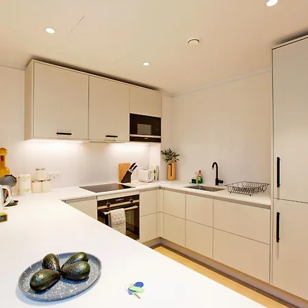 Apartment Luxury Retreat London