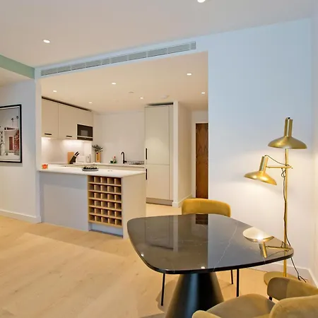 Luxury Retreat * London