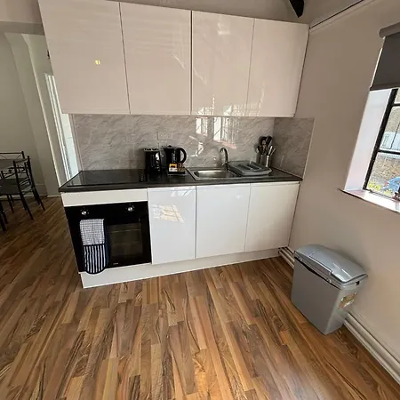 Ustay Fulham Apartment London