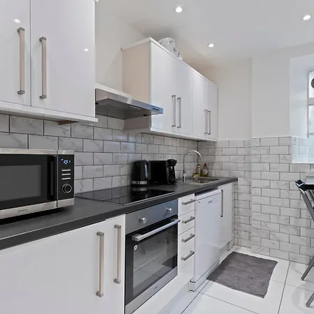 Sparkle 1bed Flat Step Away Hyde Park And Oxford Street Apartment London