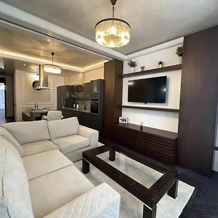 Apartment Caledonian Spacious *