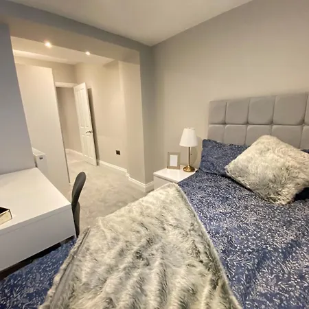 Apartment Hammersmith Flat 2 Bedrooms Lgf *