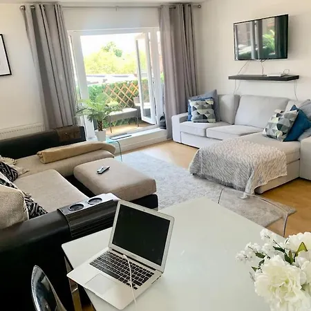 Apartment Lovely Spacious Next Hyde Park *