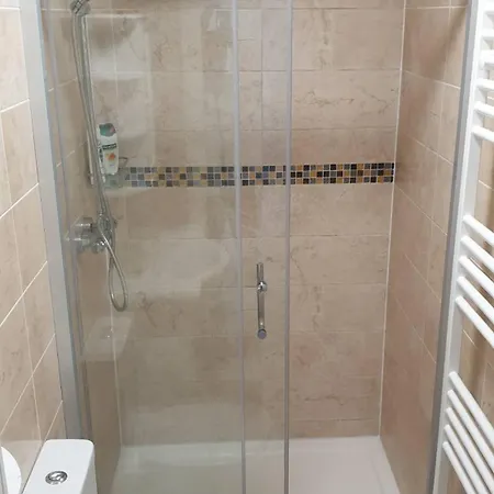 Guest house Cozy And Spacious Doublebed In Chingford 2 *