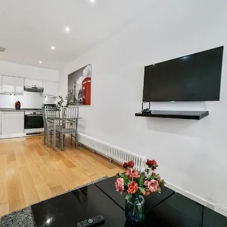 Modern 1 Bed Camberwell Denmark Hill Excellent Transport Links Apartment *