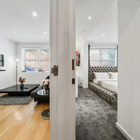 Modern 1 Bed Camberwell Denmark Hill Excellent Transport Links *