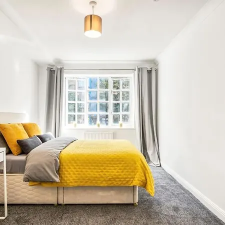 Very Tower Bridge - 2 Bdr - 2 Bath Apartment London