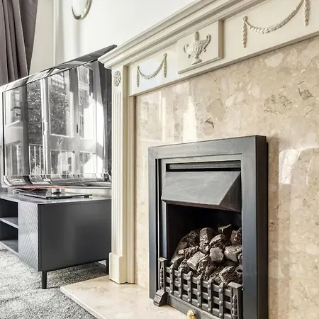 Very Tower Bridge - 2 Bdr - 2 Bath *