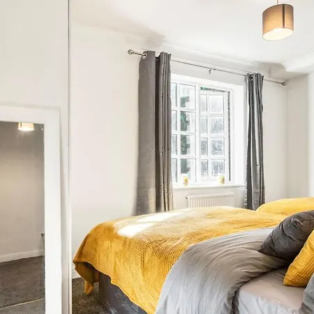 Very Tower Bridge - 2 Bdr - 2 Bath *