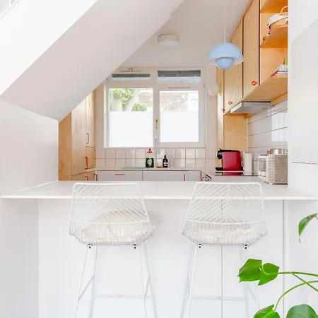 Unique 3bd Flat In Hoxton With Private Garden London
