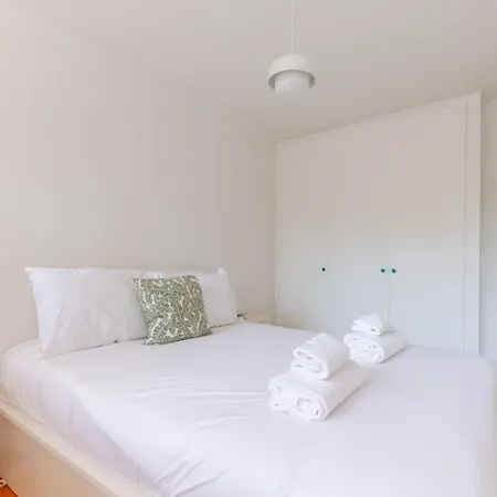 Unique 3bd Flat In Hoxton With Private Garden Apartment
