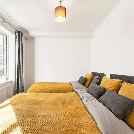 Very Tower Bridge - 2 Bdr - 2 Bath London