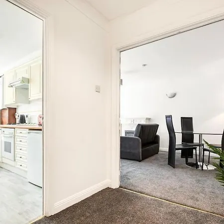 Very Tower Bridge - 2 Bdr - 2 Bath London