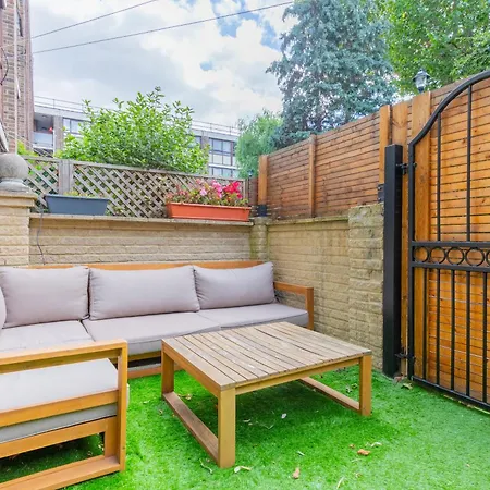 Unique 3bd Flat In Hoxton With Private Garden Apartment