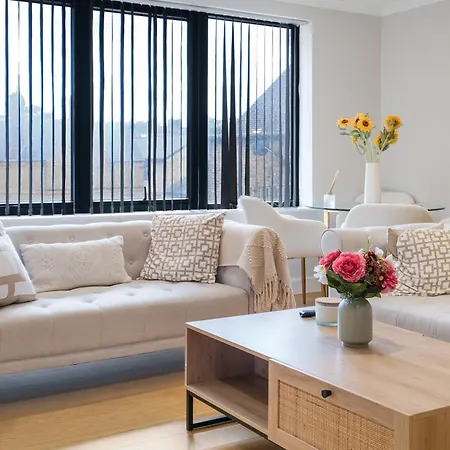 The Concord Modern 2 Bedroom Apartment Brentford