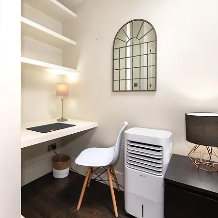 Holiday home Spacious 4br Victorian Estate In Kensington