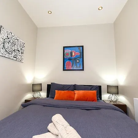 Holiday home Spacious 4br Victorian Estate In Kensington *