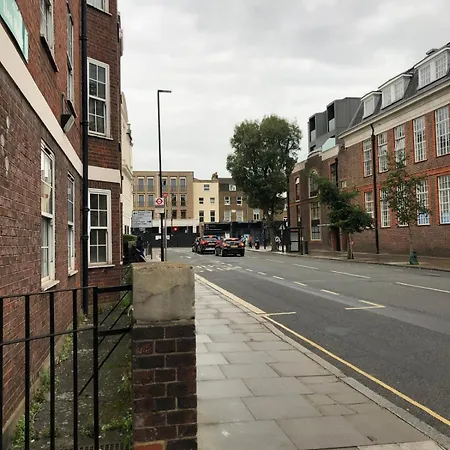 Comfy Private Bedrooms Near O2 Forum Kentish Town, Camden