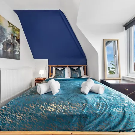 Duplex 3 Bed - Near Station - Golders -