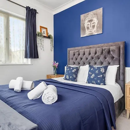 Duplex 3 Bed - Near Station - Golders -