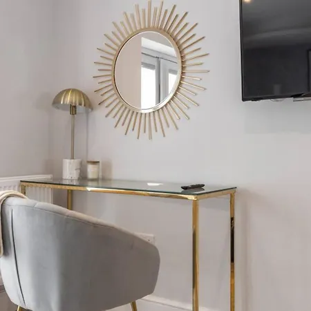 Apartment Tranquil 1-bed With Garden *