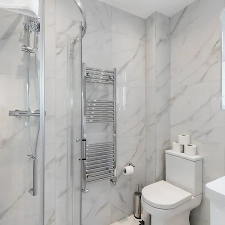 Apartment Tranquil 1-bed With Garden *