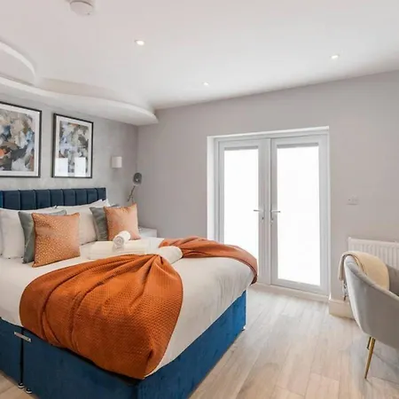 Apartment Tranquil 1-bed With Garden