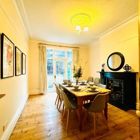 Charming Victorian Townhouse In Hackney * London