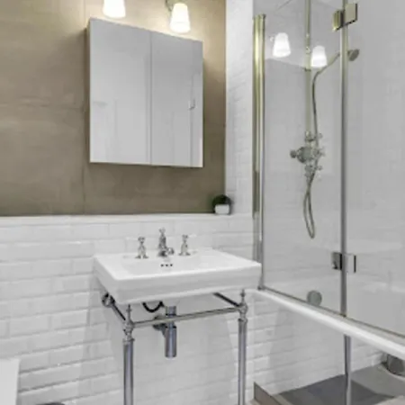 Regent's Park Serviced 2 Bedroom By Interhome * London