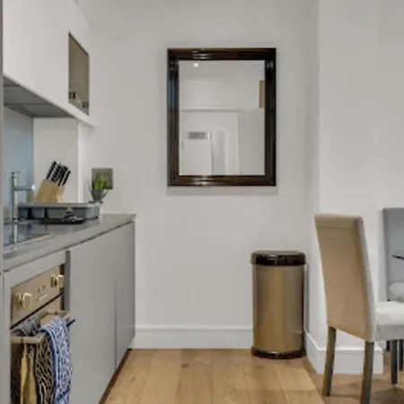 Regent's Park Serviced 2 Bedroom By Interhome Apartment London