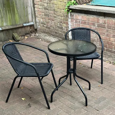 Windmill - Free Parking * London