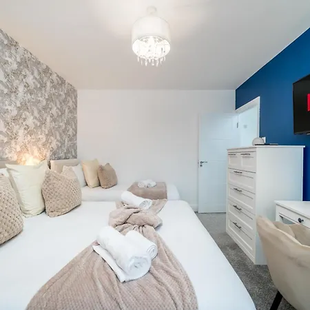 Apartment Lux 3bed Near Wembley With Parking By Oceana Group - Sleeps 8 Harrow