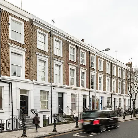 Urban Rest Notting Hill Apartment