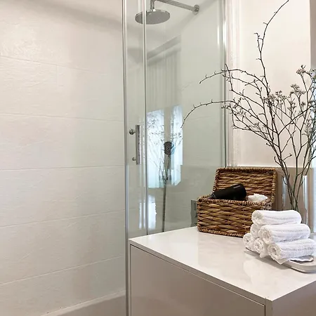 2-br Flat With Style And Comfort In St John's Wood Apartment *