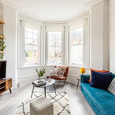 Apartment Stylish Hideaway Flat At Milton Park Highgate *