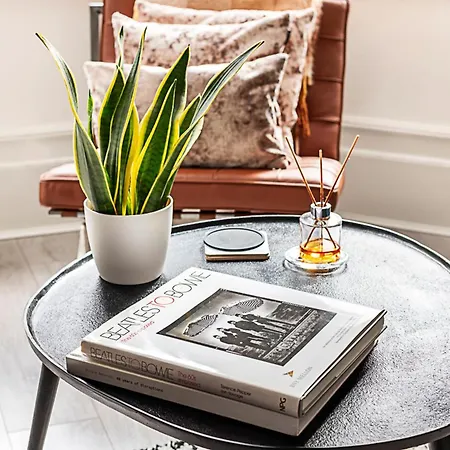 Apartment Stylish Hideaway Flat At Milton Park Highgate London