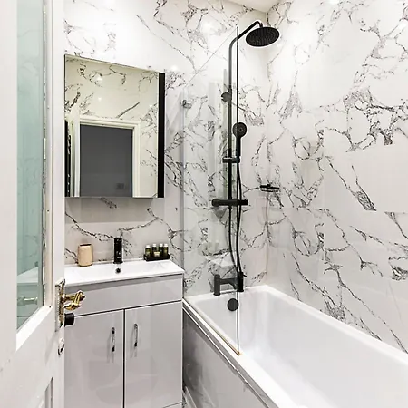 Stylish Hideaway Flat At Milton Park Highgate Apartment *