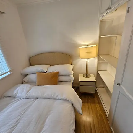Wembley, Cosy 2 Bed Apa, Next To The Park Apartment Harrow on the Hill