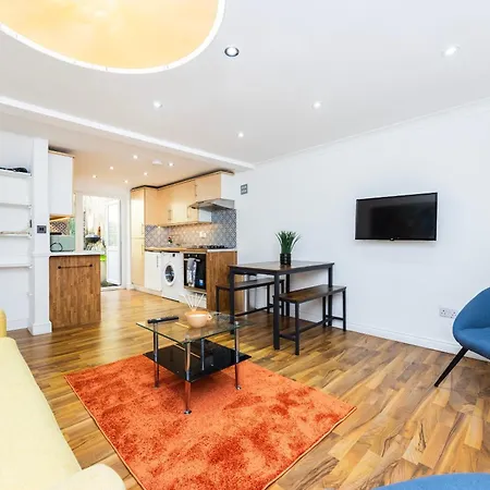 Parfett Apartment